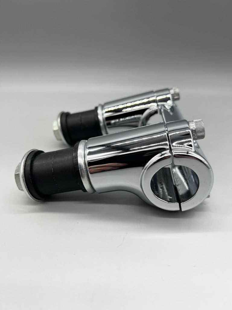 H-D 1.5" Clamp and Risers