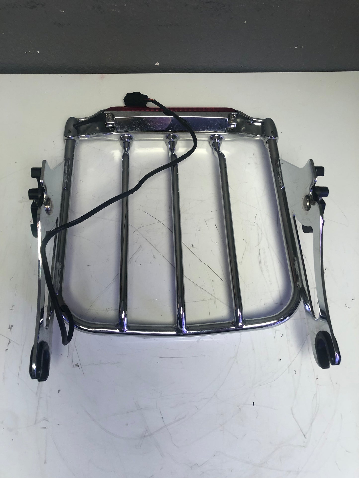 Air Wing H-D Detachable 2-Up Luggage Rack with Light Kit