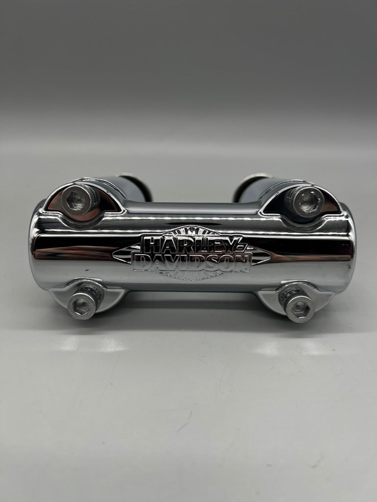 H-D 1.5" Clamp and Risers